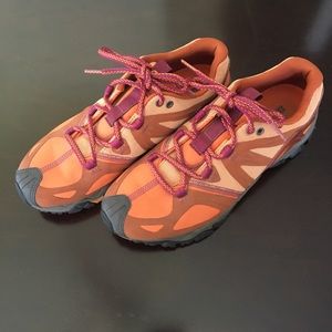 MERRELL Womens Trail Running Shoes 8.5